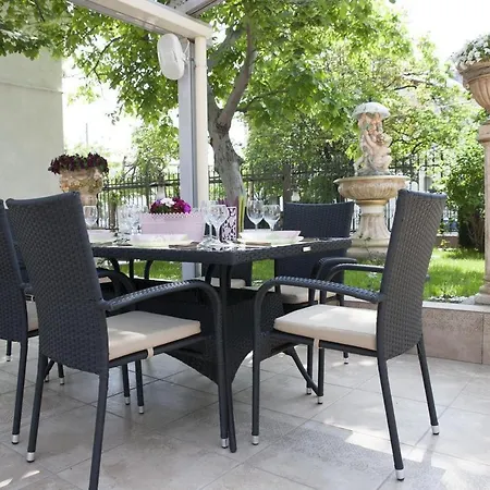 Boutique Anemona 4*