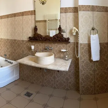Boutique Anemona 4*