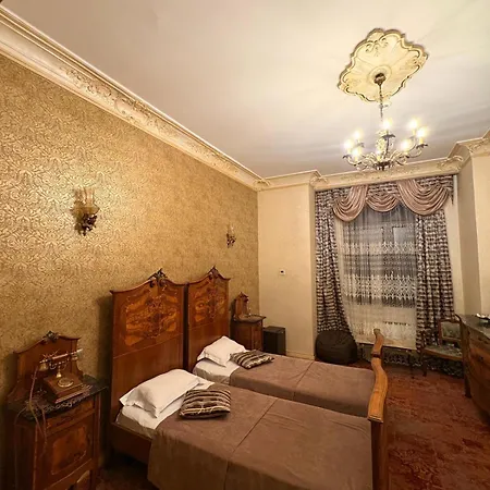 Boutique Anemona 4*