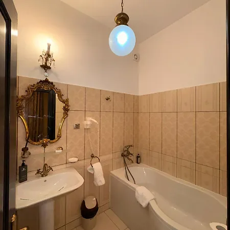 Boutique Anemona 4*